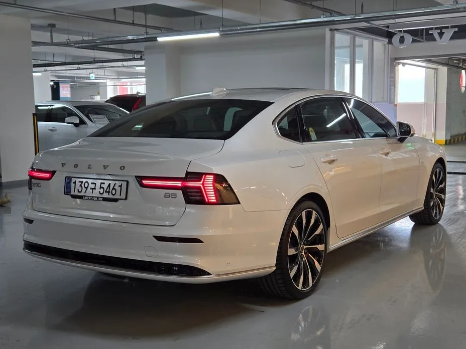 Volvo S90 — фото 6