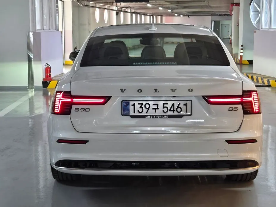 Volvo S90 — фото 7