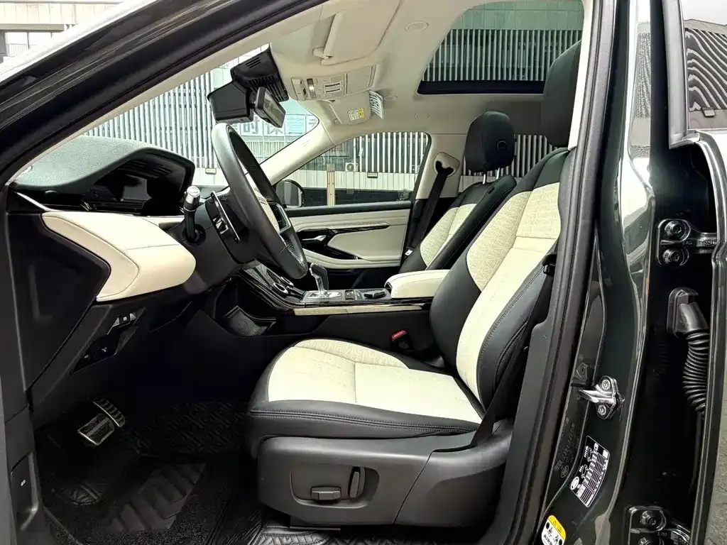 Land Rover Evoque — фото 8