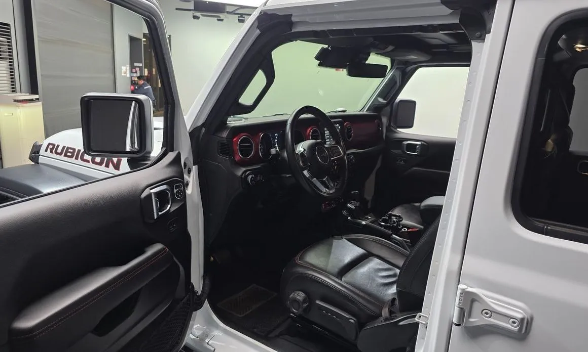 Jeep Wrangler — фото 2