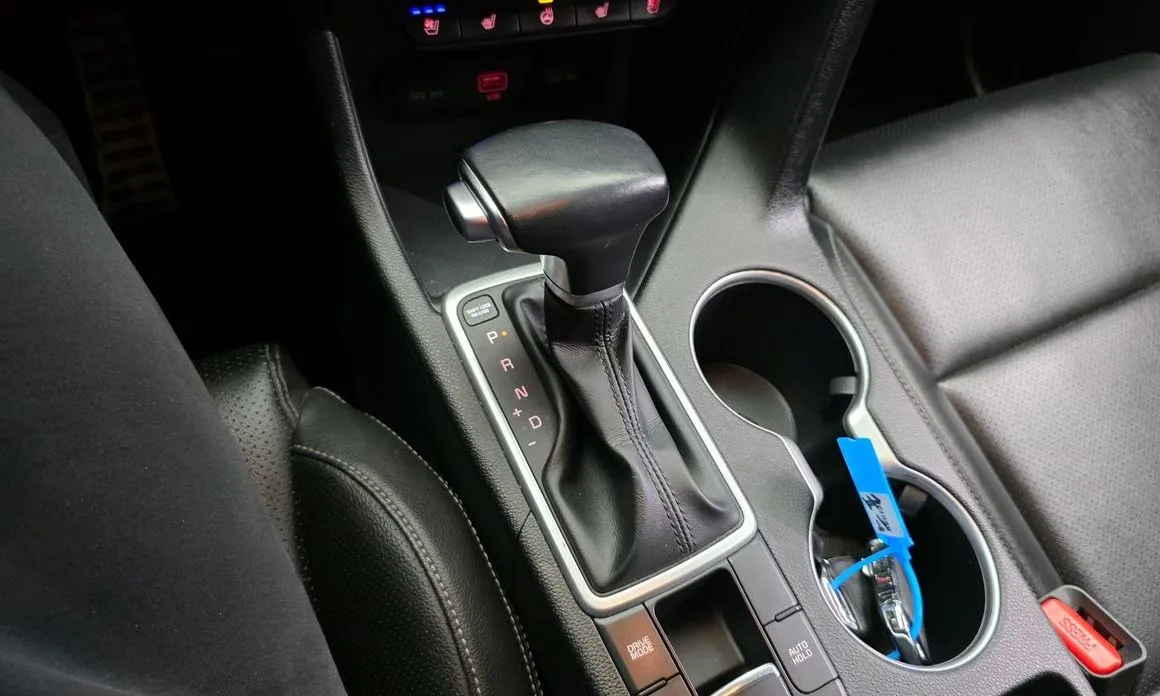Kia Sportage — фото 10