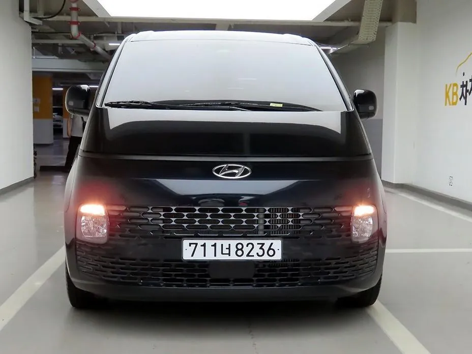 Hyundai Staria — фото 2
