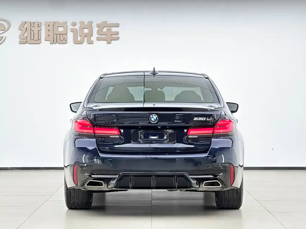 BMW 5 Series — фото 10