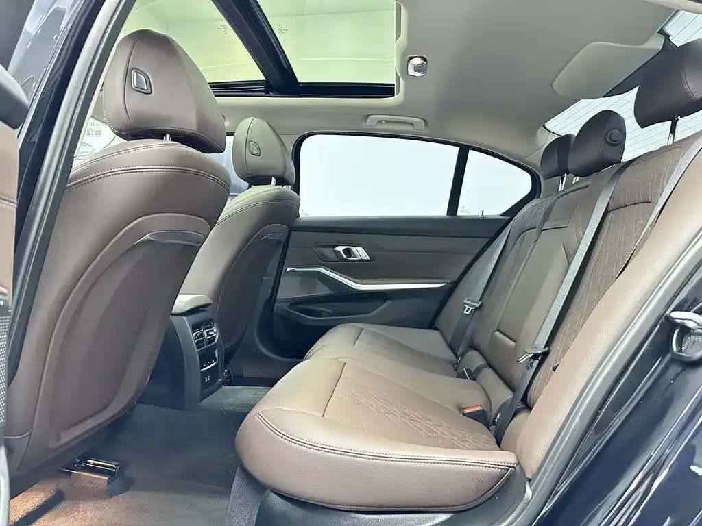 BMW 3 Series — фото 10
