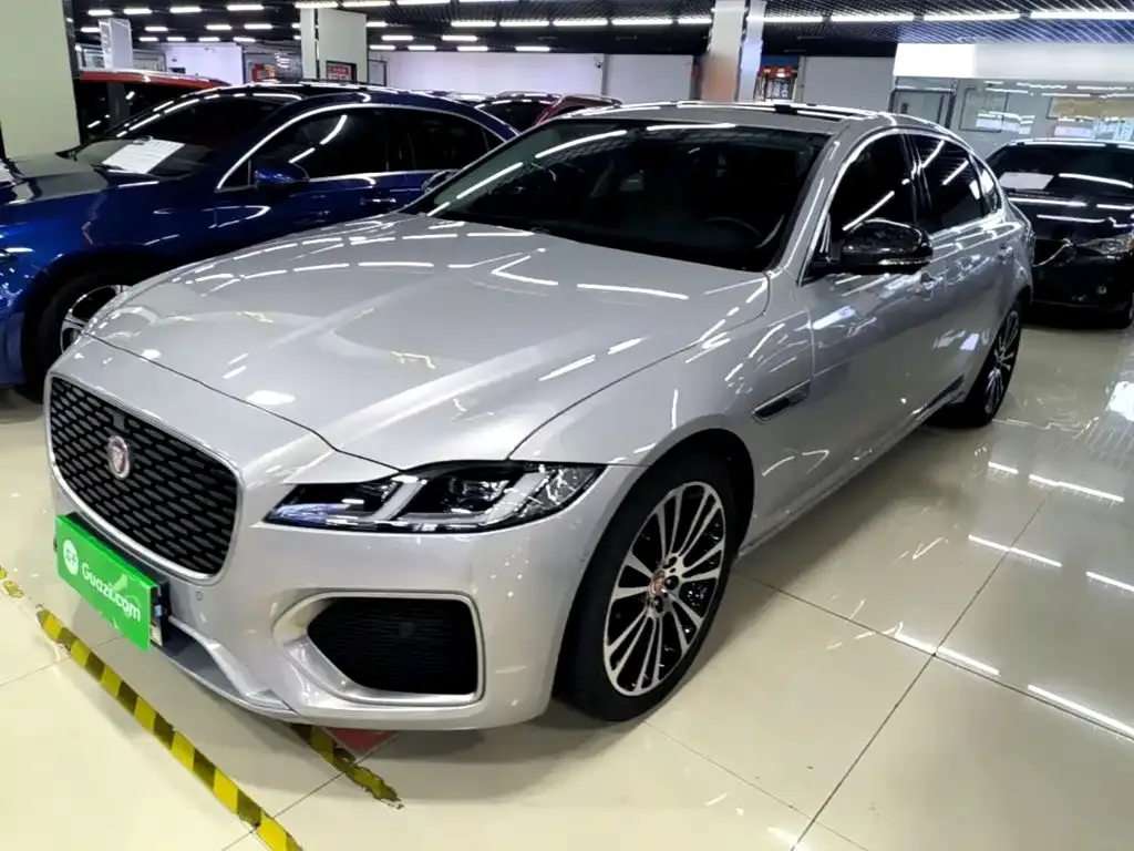 Jaguar XFL — фото 10
