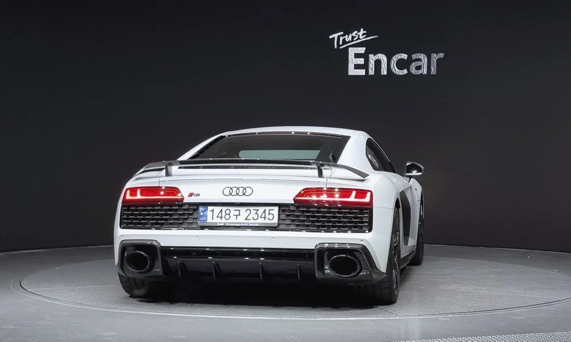 Audi R8 — фото 4