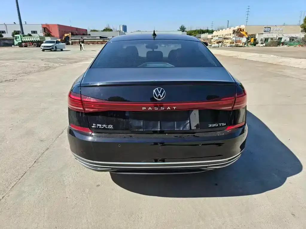 Volkswagen Passat — фото 5