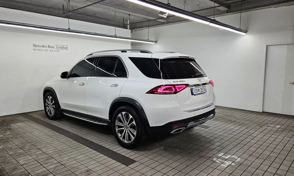 Mercedes-Benz GLE-Class — фото 9