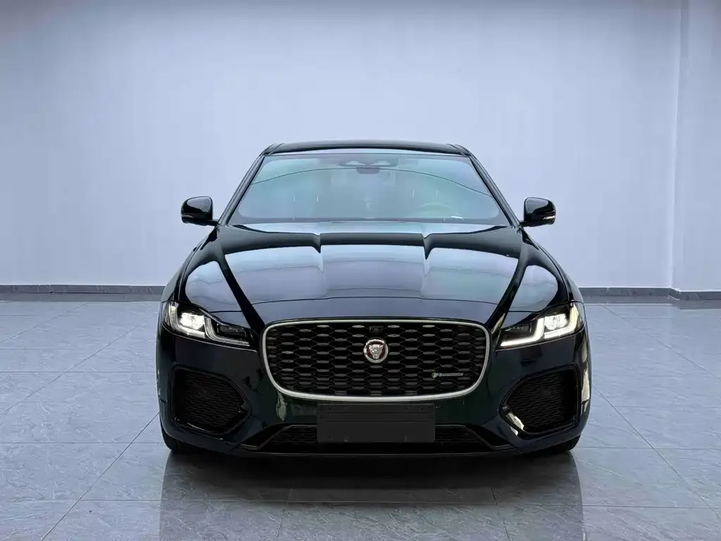 Jaguar XFL — фото 2