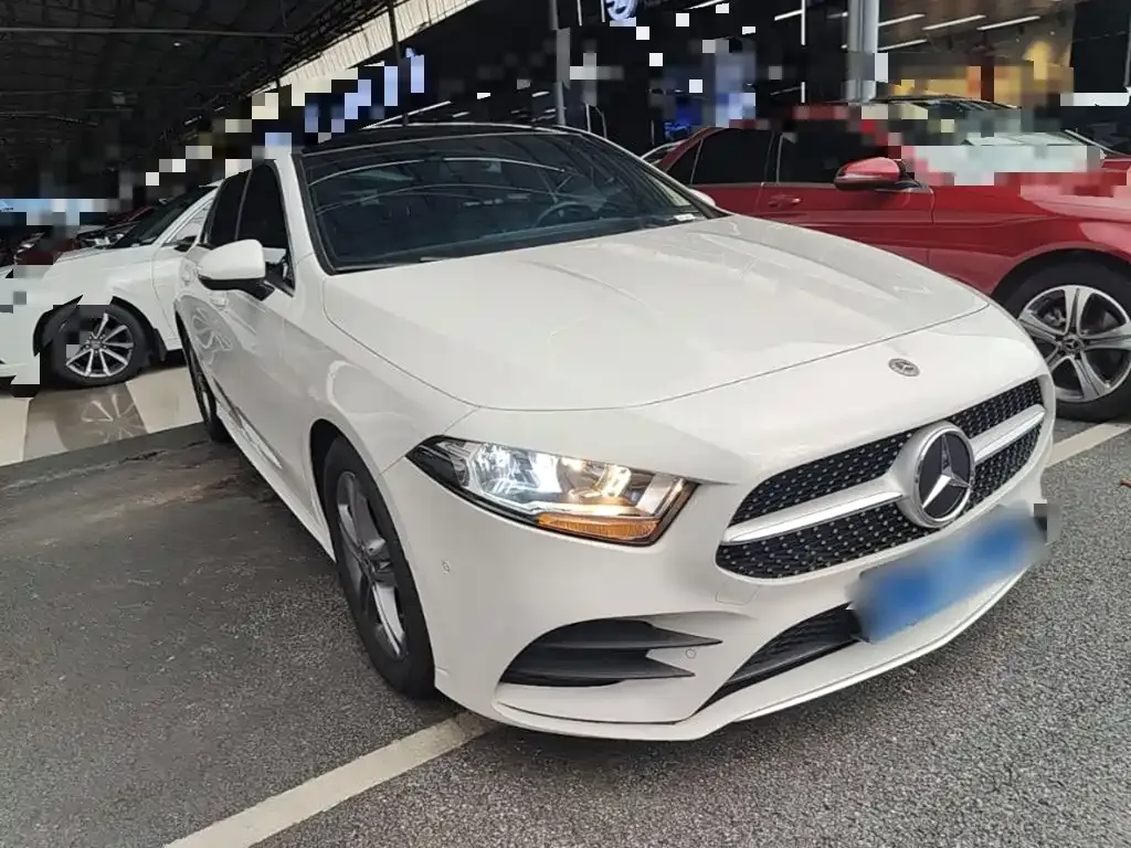 Mercedes-Benz A-Class — фото 10