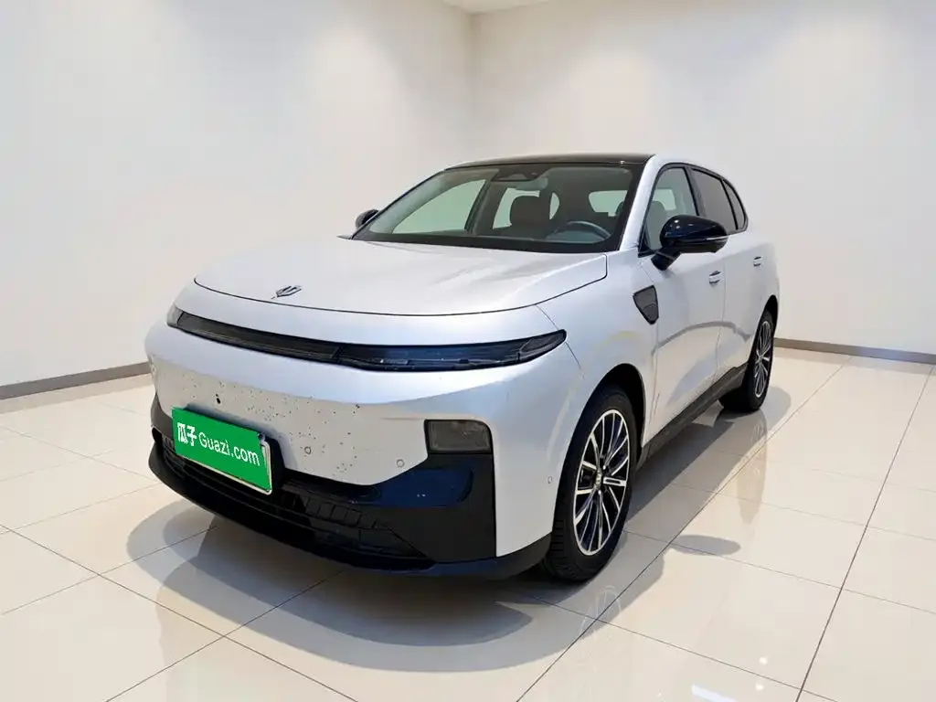 Leapmotor B10 — фото 1