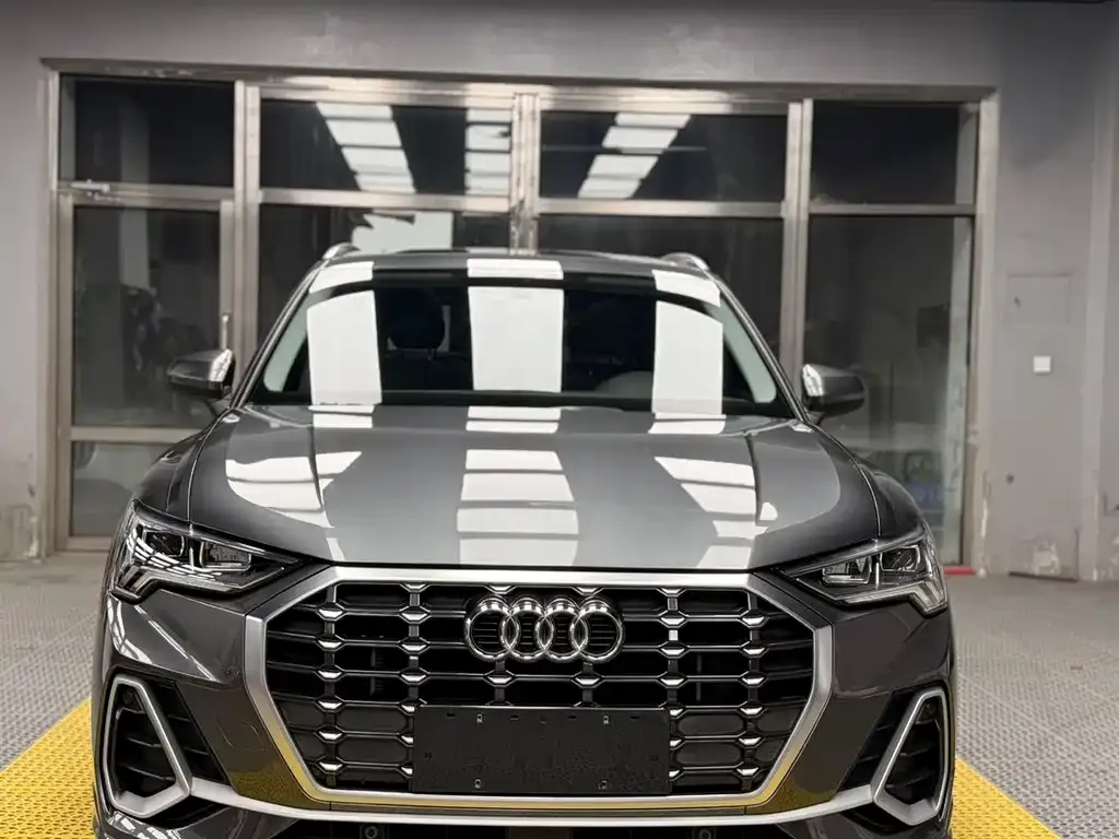 Audi Q3 — фото 4