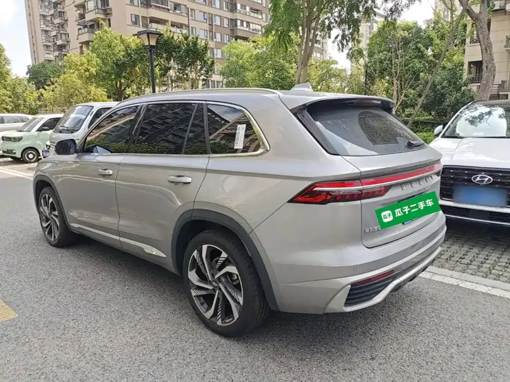 Geely Xingyue L — фото 10