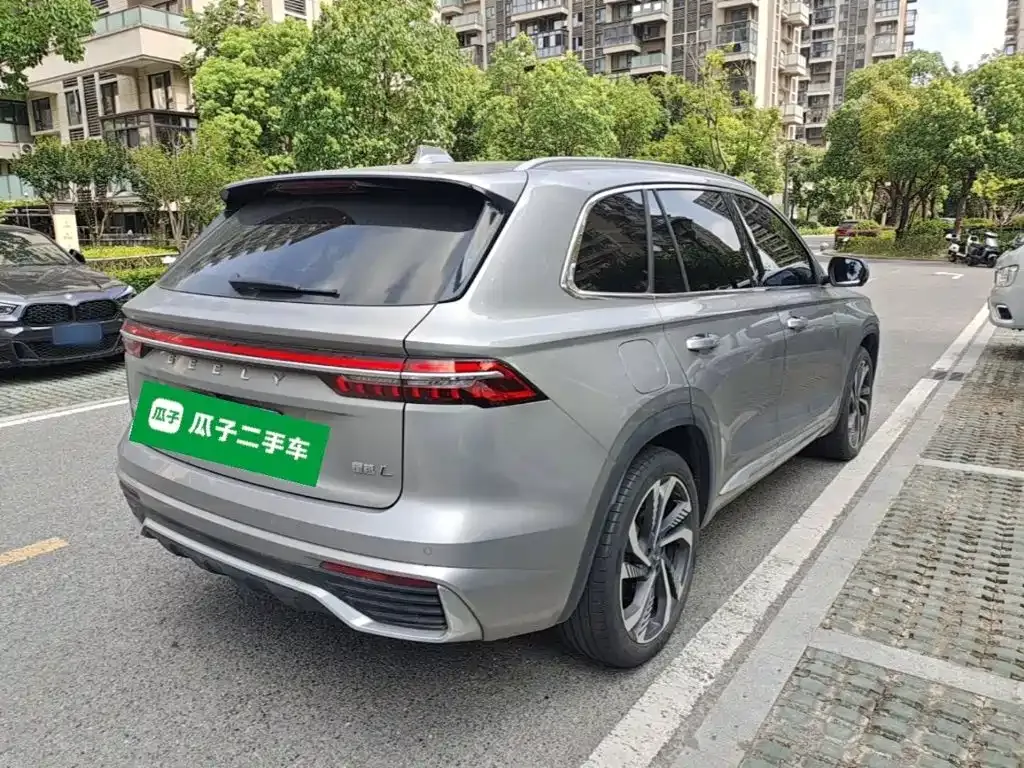 Geely Xingyue L — фото 6
