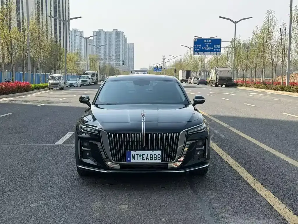 Hongqi H5 — фото 3