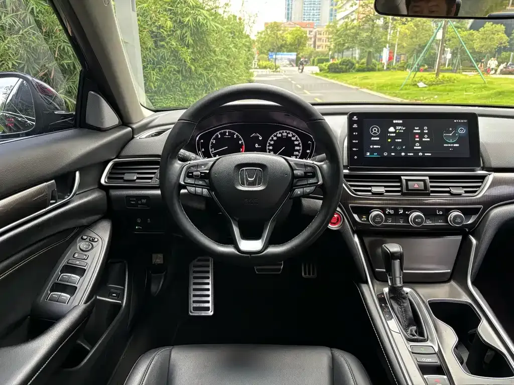 Honda Accord — фото 6