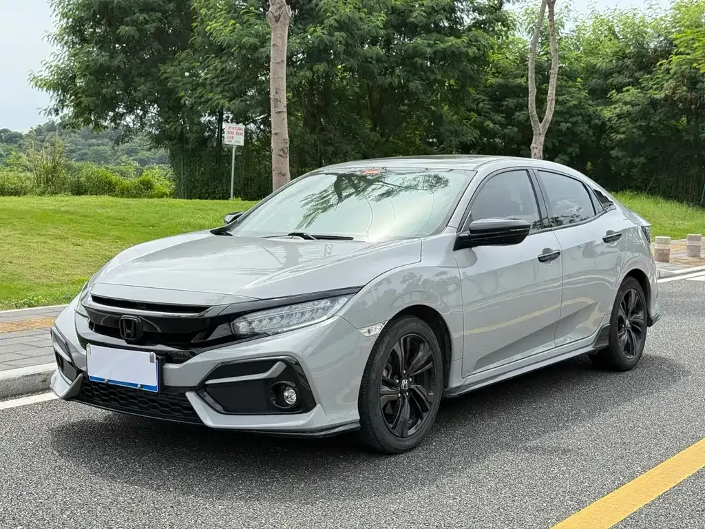 Honda Civic — фото 1