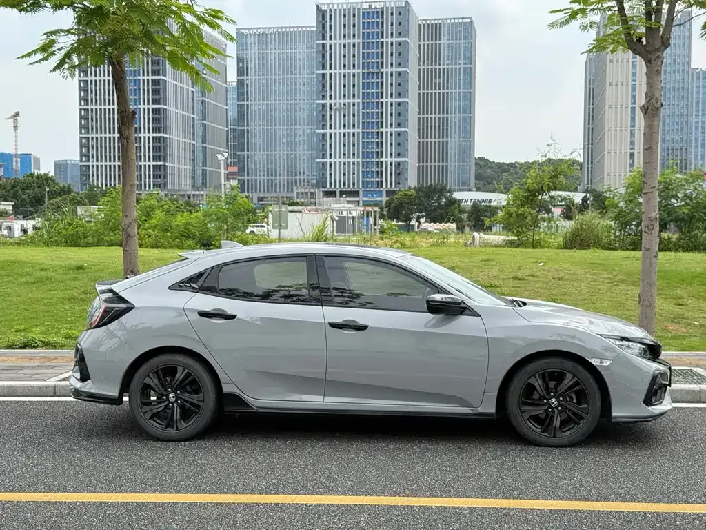 Honda Civic — фото 7