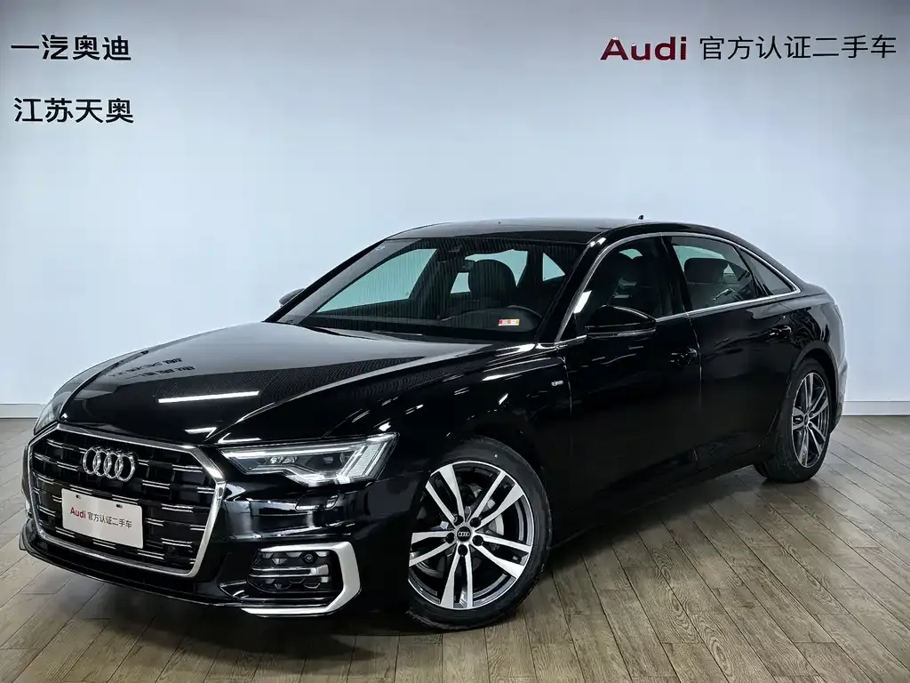 Audi A6L — фото 1