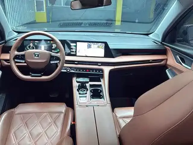 Changan CS75PLUS — фото 4