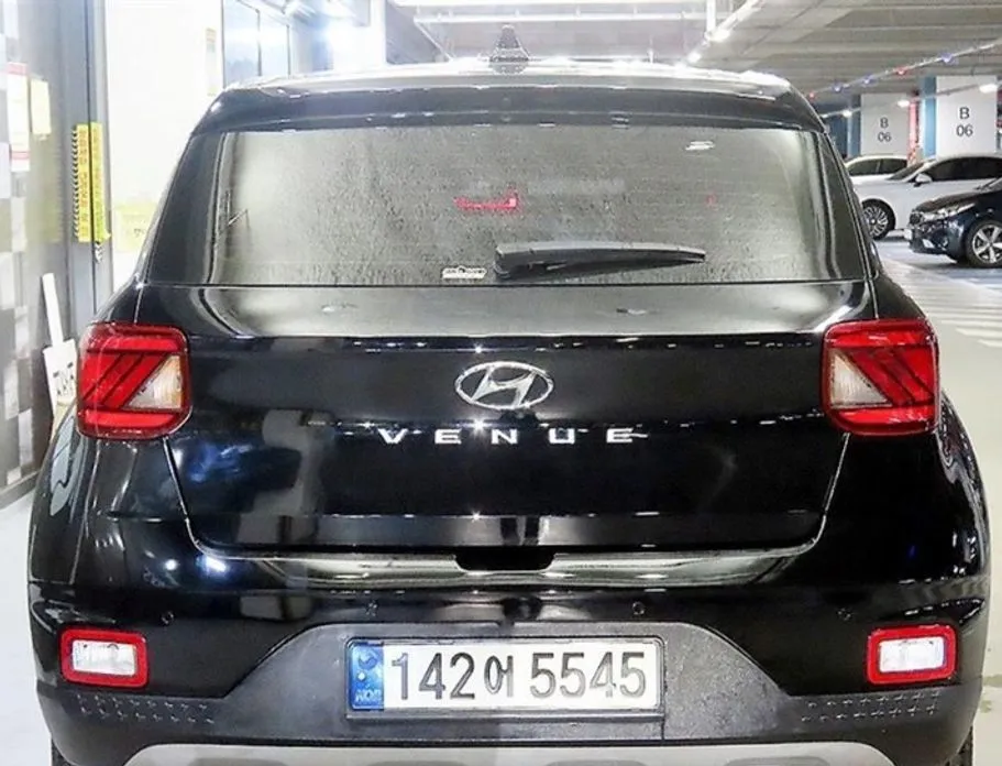 Hyundai Venue — фото 6
