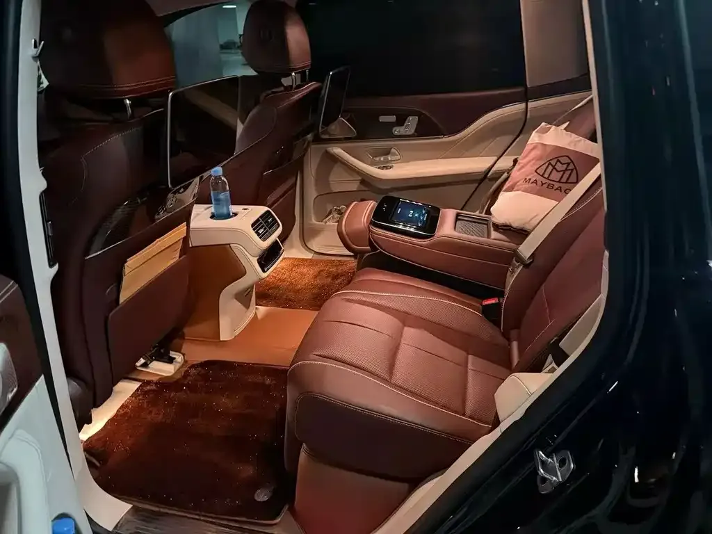 Mercedes-Benz GLS — фото 7