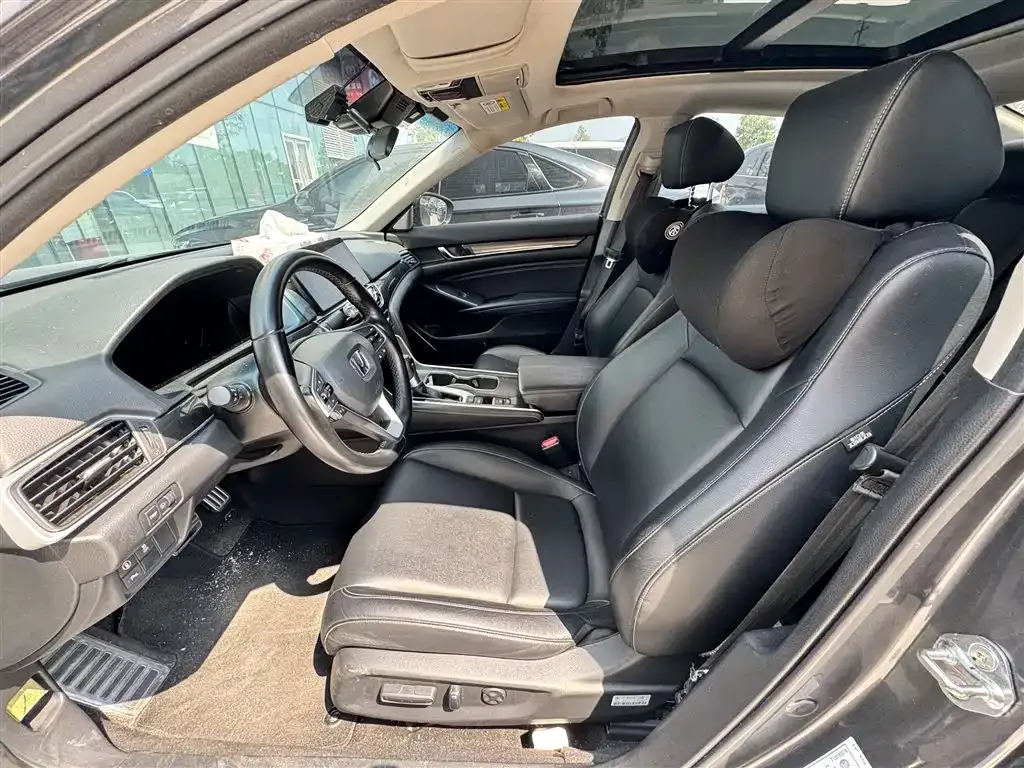 Honda Accord — фото 4
