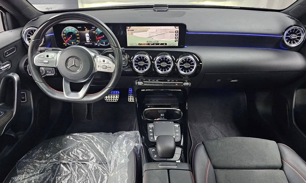 Mercedes-Benz A-Class — фото 10