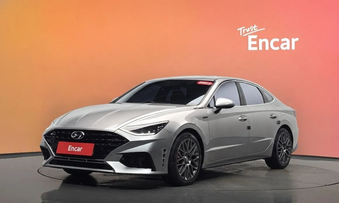 Hyundai Sonata Premium 1