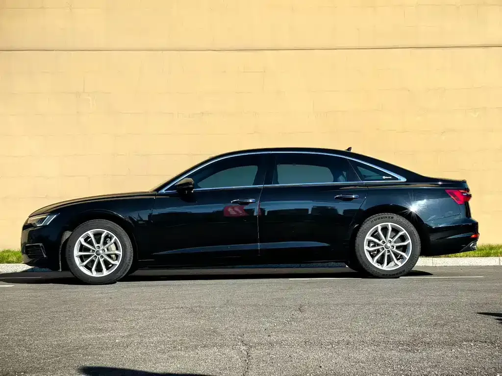 Audi A6L — фото 8