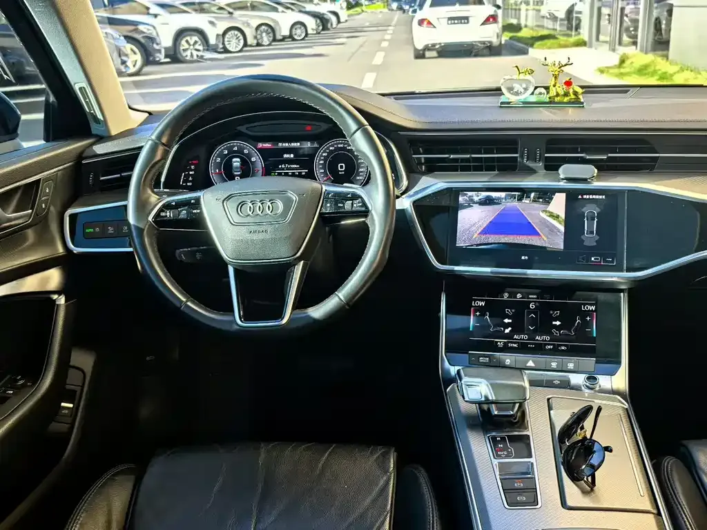 Audi A6L — фото 4