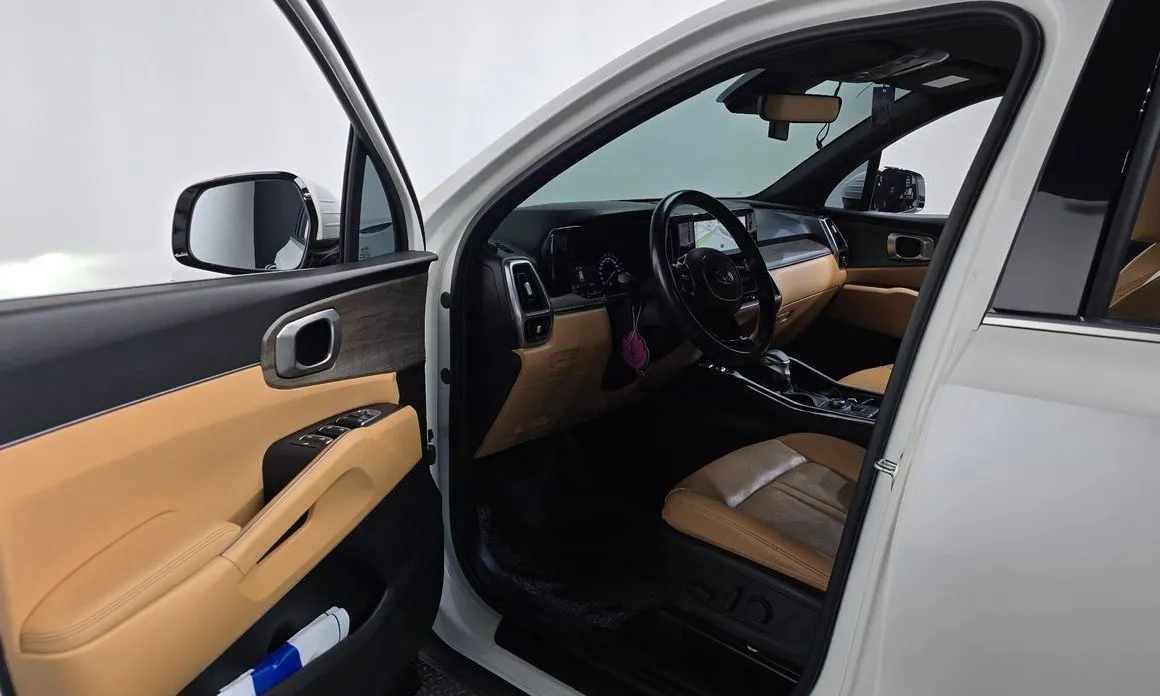 Kia Sorento — фото 6