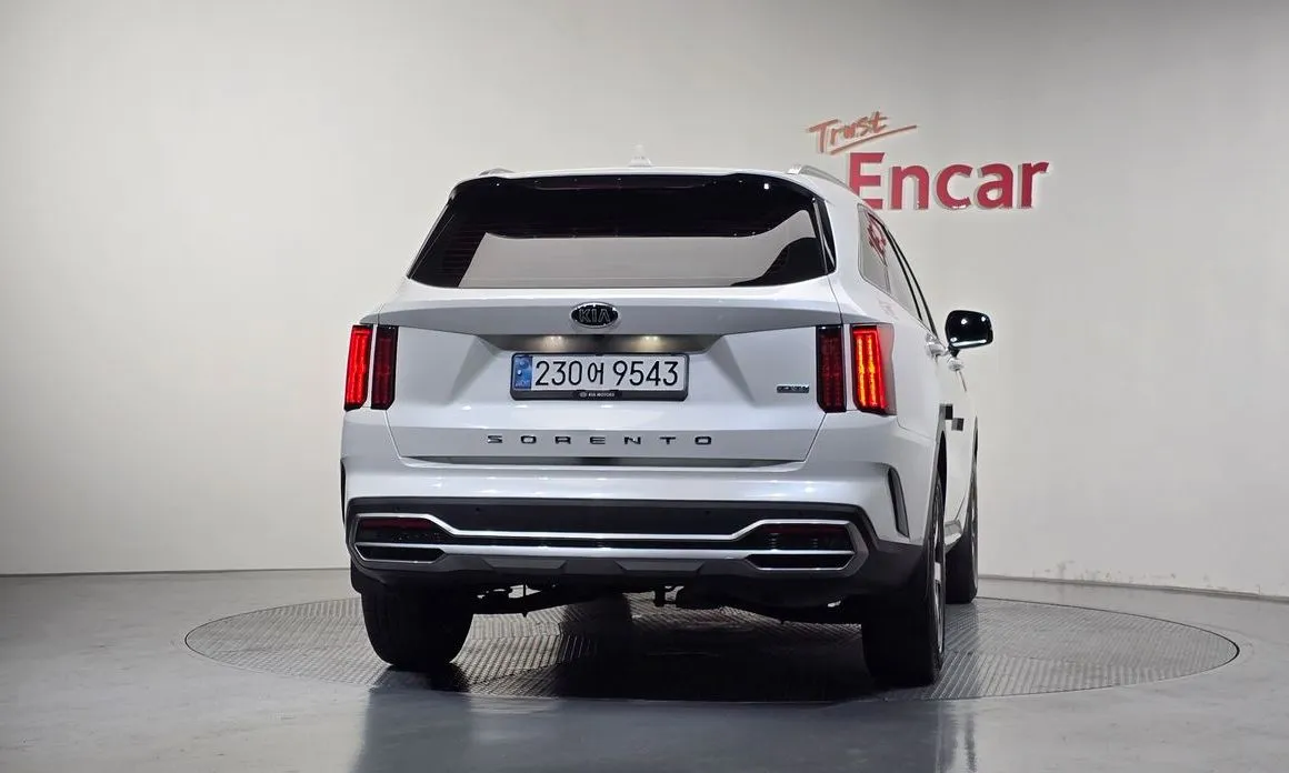 Kia Sorento — фото 3