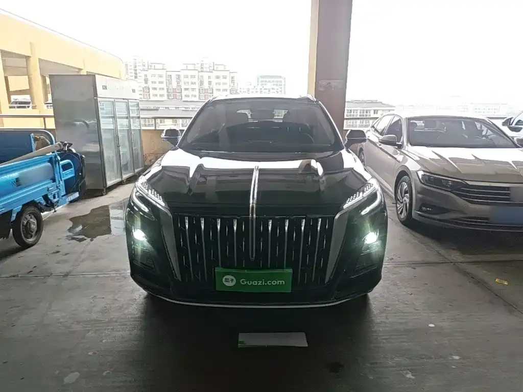 Hongqi HS3 PHEV — фото 2