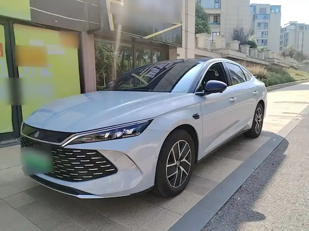 BYD Qin L — фото 9