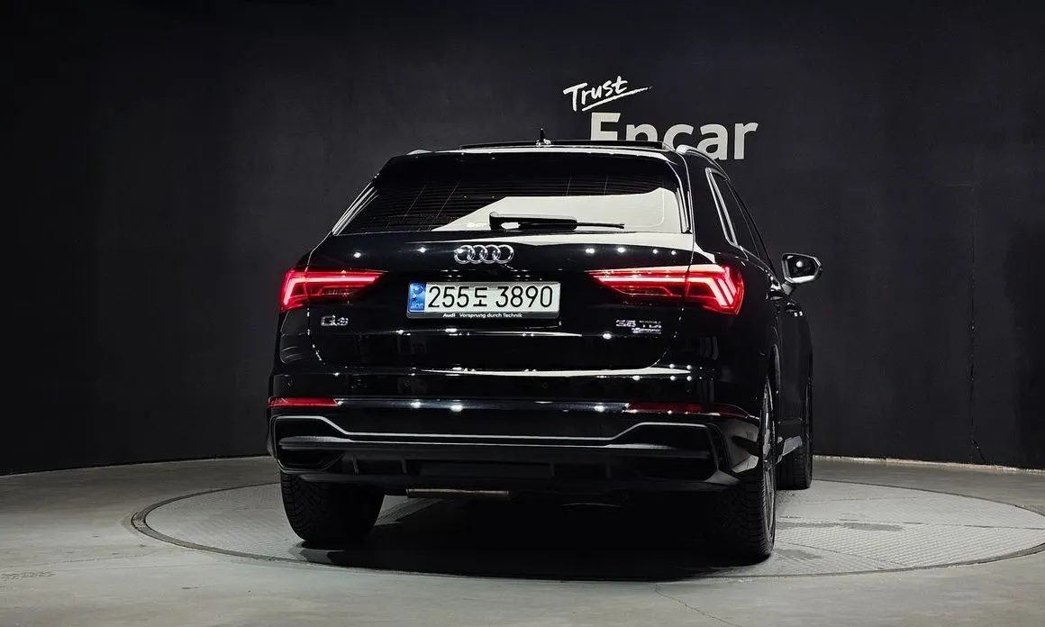 Audi Q3 — фото 5