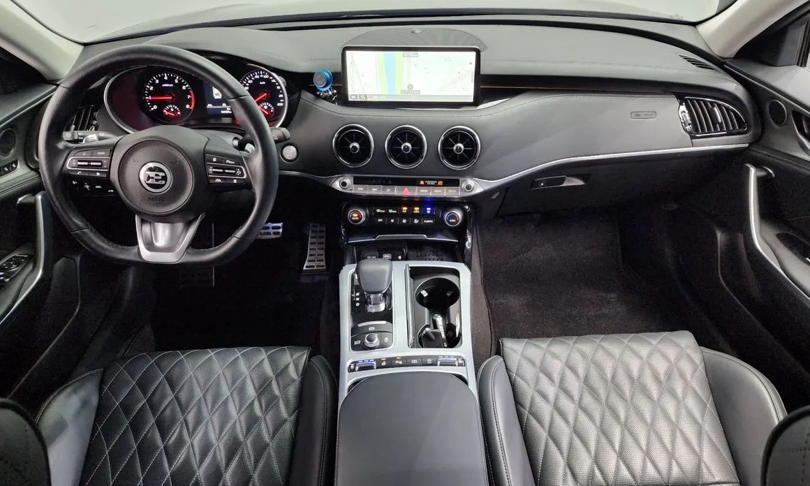 Kia Stinger — фото 10