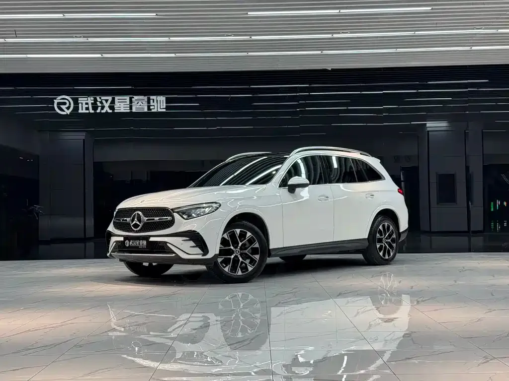 Mercedes-Benz GLC — фото 1