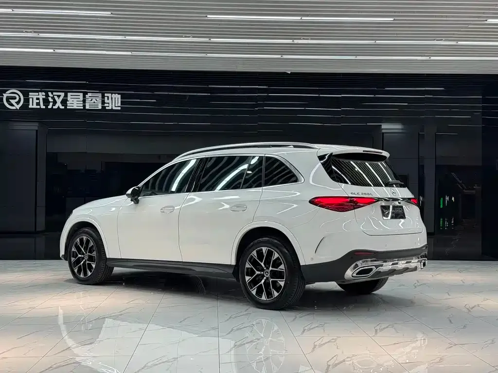 Mercedes-Benz GLC — фото 5