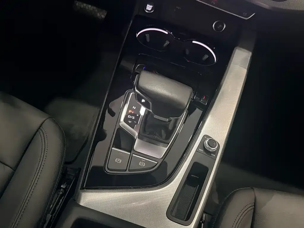 Audi A4 (Import) — фото 2