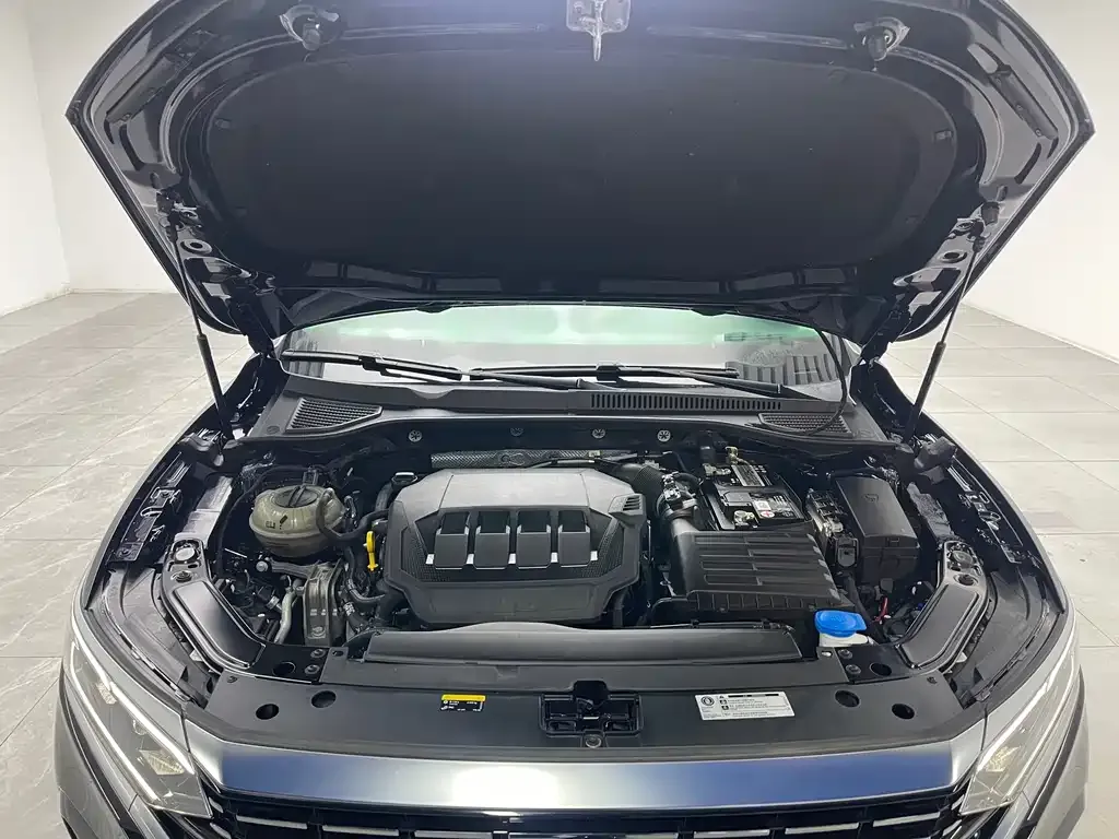 Volkswagen Passat — фото 5