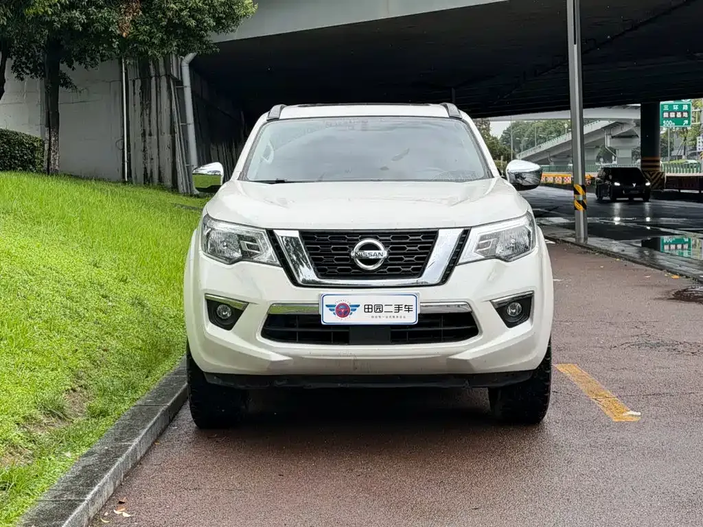 Nissan Terra — фото 6
