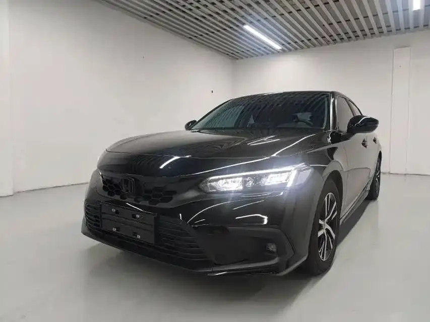 Honda Civic — фото 1