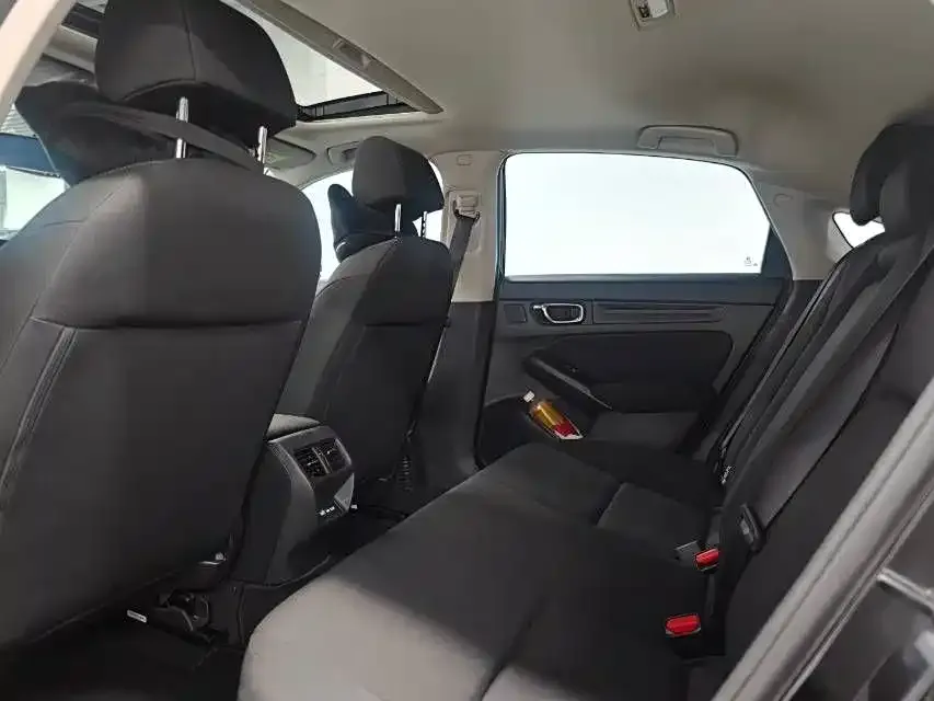 Honda Civic — фото 4