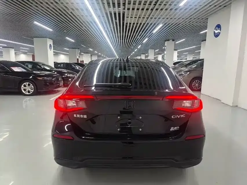 Honda Civic — фото 5