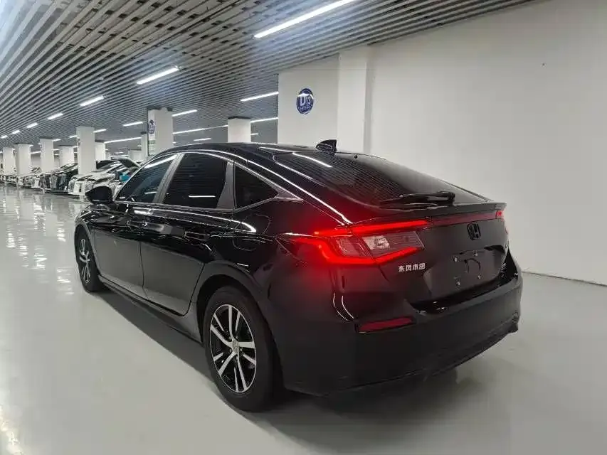 Honda Civic — фото 6