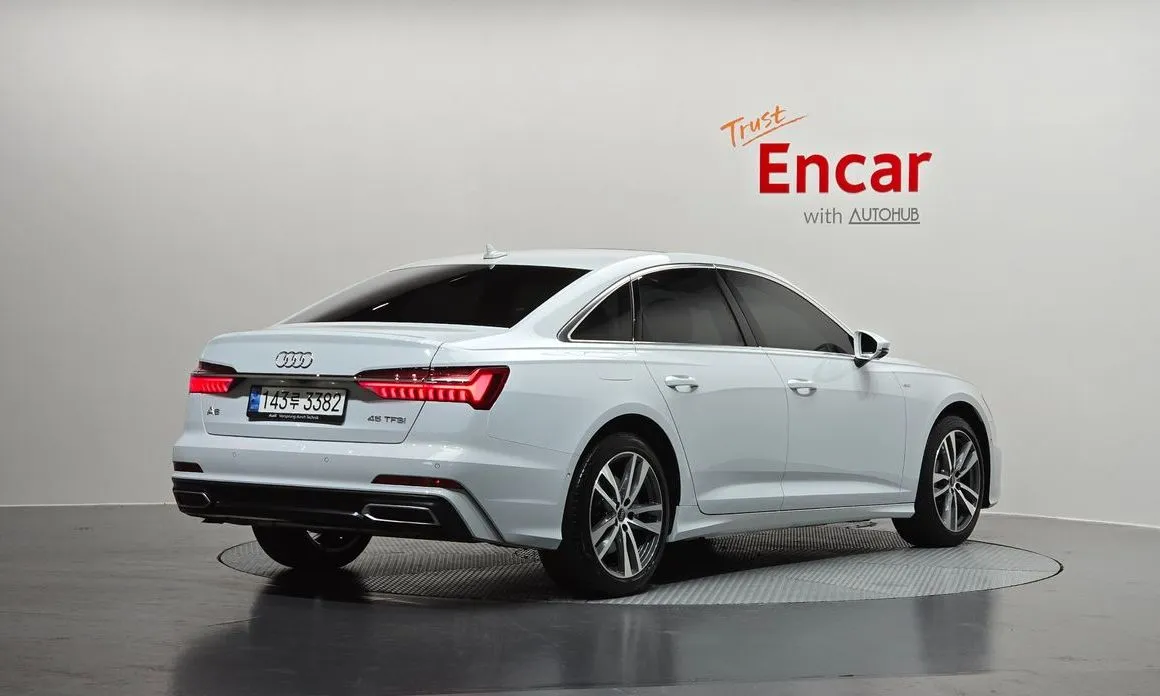 Audi A6 — фото 2