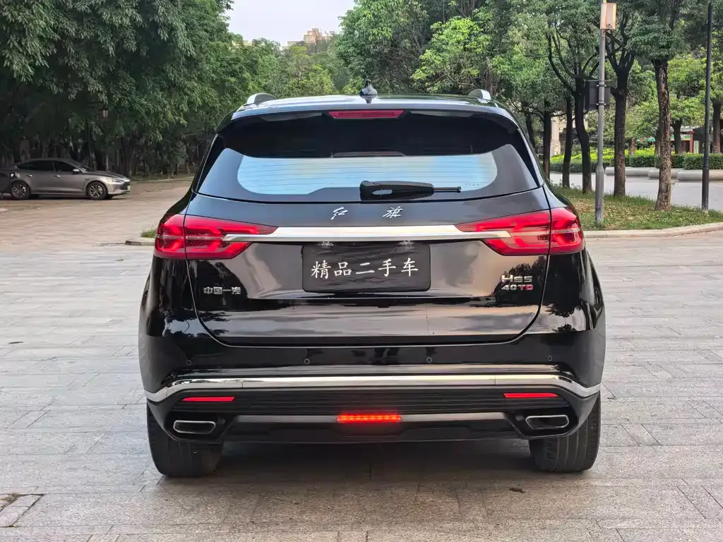 Hongqi HS5 — фото 10