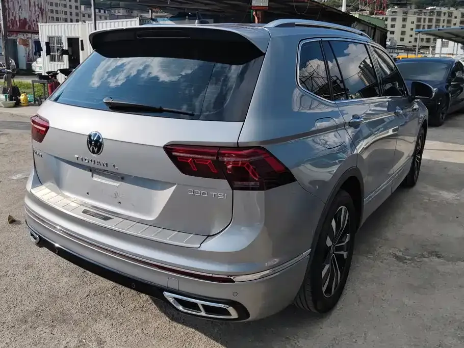 Volkswagen Tiguan L — фото 3
