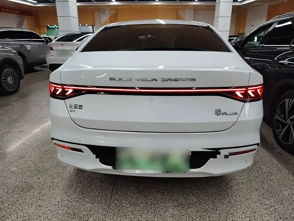 BYD Qin PLUS — фото 9